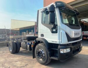 Autoc IVECO EUROCARGO ML 180E32 737277 A Telaio 1