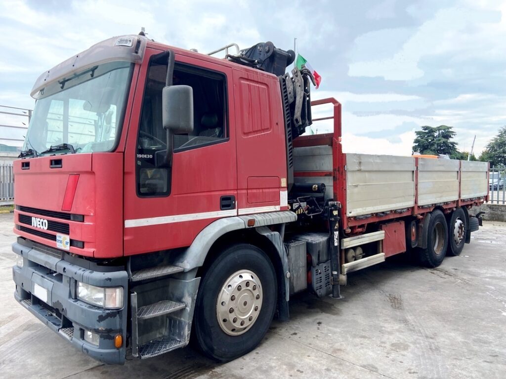 Autoc IVECO EUROTECH 190E30 AH 254 YN HIAB 120 3 1