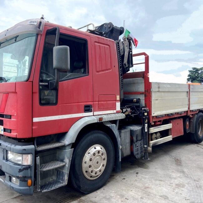 Autoc IVECO EUROTECH 190E30 AH 254 YN HIAB 120 3 1