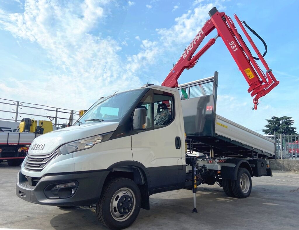 Autoc IVECO DAILY 35C16 569371 FERRARI F531 A3 1