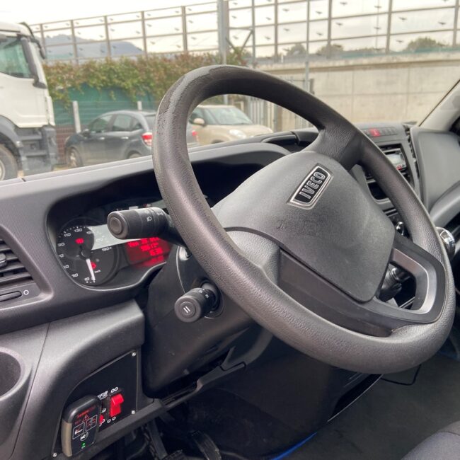 Autoc IVECO DAILY 35C12 FM 599 HV P3500L 3SI (19)