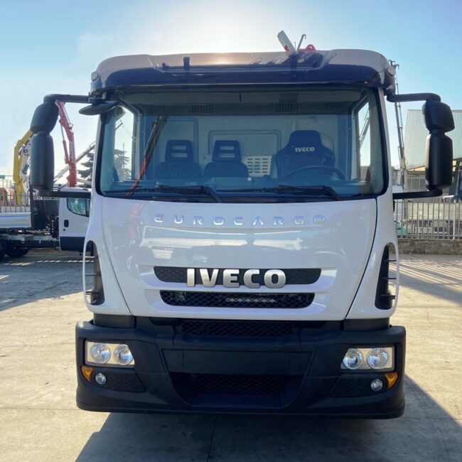 Auto IVECO EUROCARGO 120E28 583542 HC 130 A3 J3 (9)